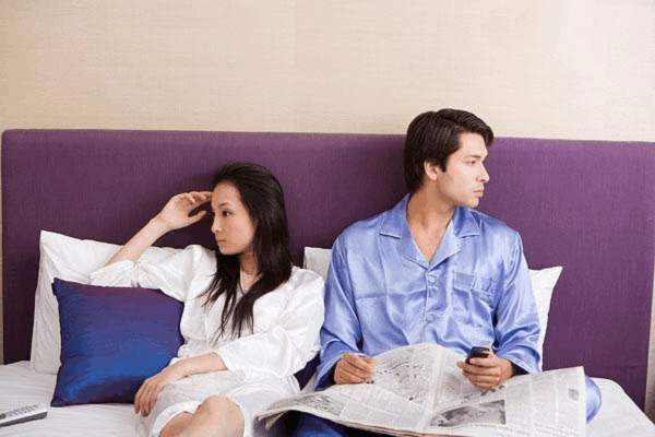 Làm gì khi biết chồng có nhân tình? Ảnh minh họa