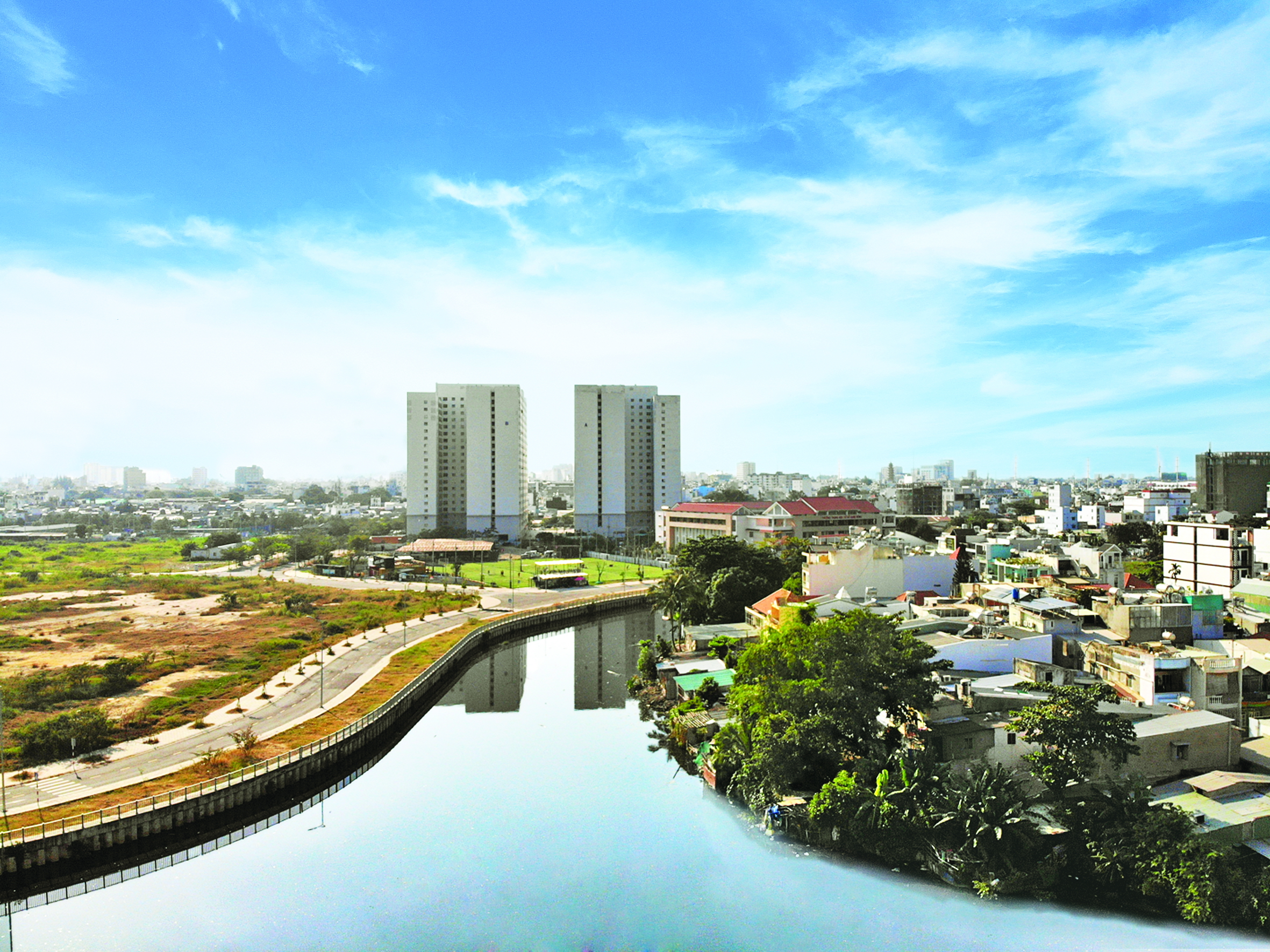 Một đoạn rạch Lăng đang được cải tạo, khơi thông dòng chảy