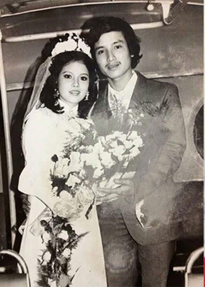 Nghệ sĩ Chí Trung và Ngọc Huyền ly hôn: 32 năm bên nhau rồi cũng đành buông tay Nghệ sĩ Chí Trung và Ngọc Huyền thời điểm kết hôn.