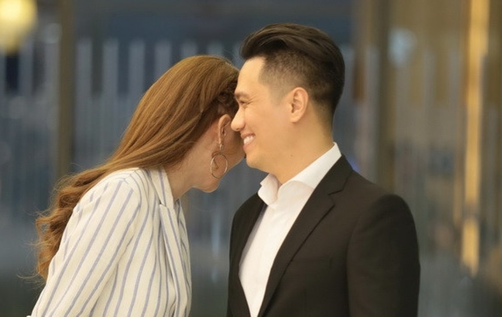 Thả thính 'câu giai' Chưa bao giờ chị em nhiệt tình thả thính như bây giờ...