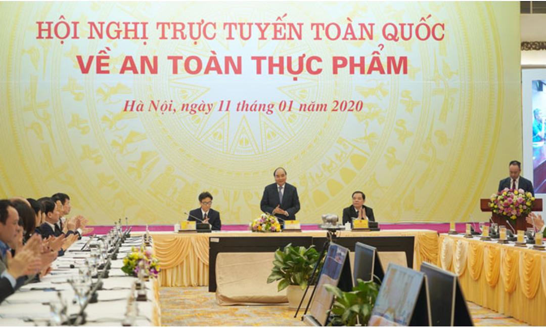 Thủ tướng Nguyễn Xuân Phúc: 'Pháp luật an toàn thực phẩm chưa đủ nghiêm thì tiếp tục trình Quốc hội sửa đổi' Thủ tướng Nguyễn Xuân Phúc chủ trì Hội nghị về an toàn thực phẩm sáng 11/1