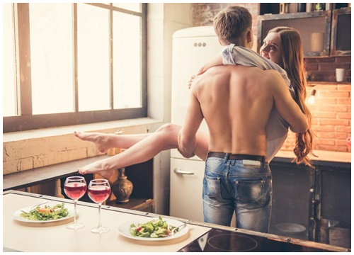 Đổi mới thôi chị em ơi Thêm chút mới mẻ, lãng mạn, chuyện ấy thi vị hẳn ra