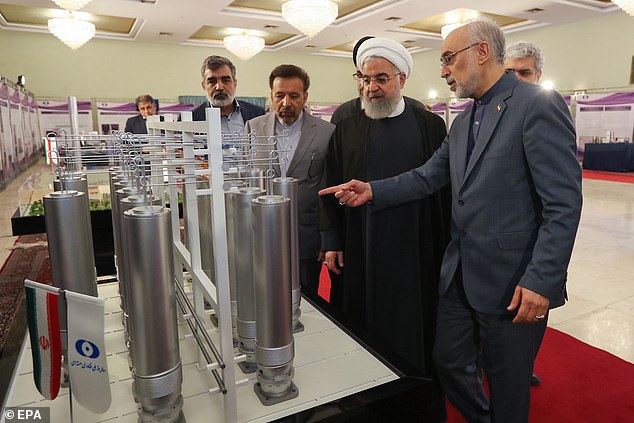 Tổng thống Iran cảnh báo binh sĩ châu Âu có thể 'gặp nguy hiểm ngay ngày mai' Iran đang theo đuổi chương trình hạt nhân riêng, nhưng khẳng định quốc gia không có ý định phát triển vũ khí hạt nhân.
