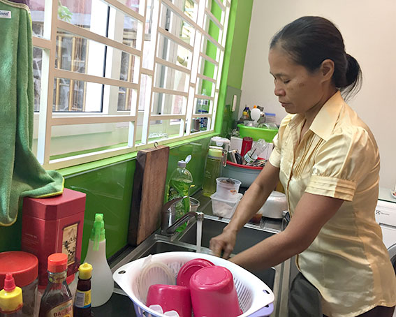 Khổ như Ô sin về nghỉ tết Ảnh minh họa