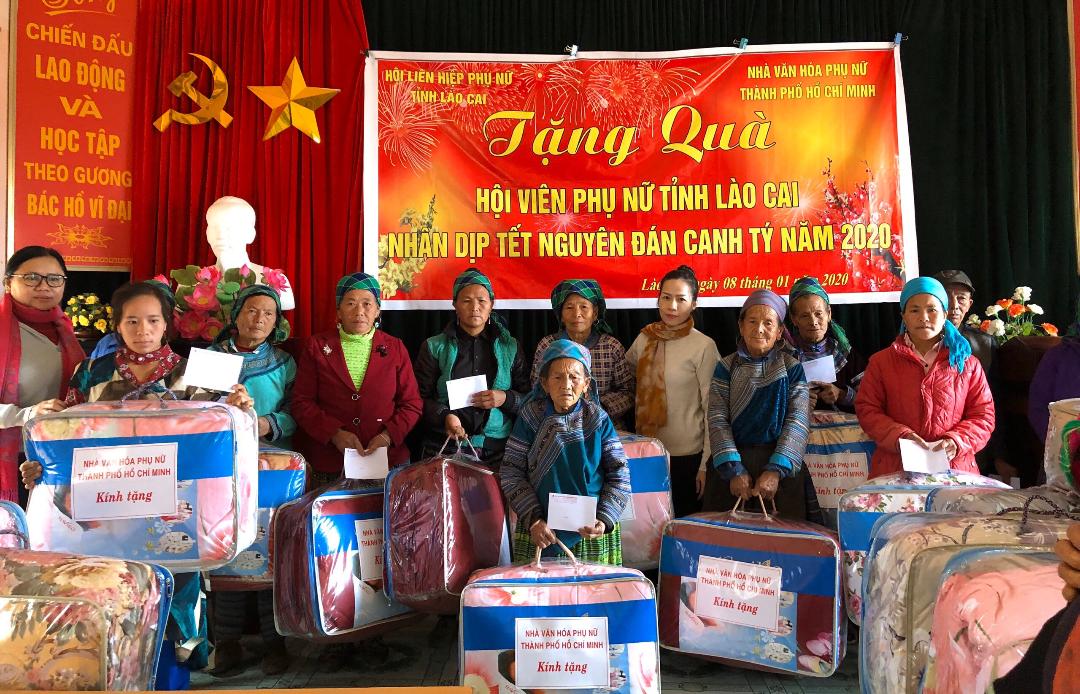 Không chỉ là quà Tết...