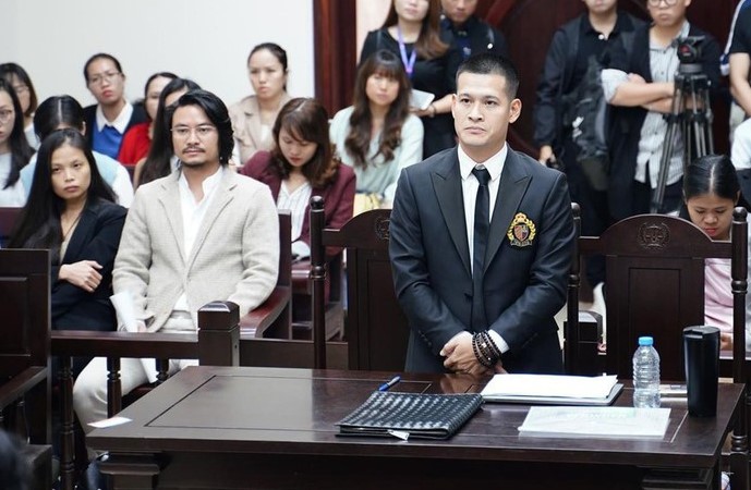 Dừng tranh chấp quyền sở hữu trí tuệ vở diễn thực cảnh đầu tiên của Việt Nam Kết thúc trang chấp