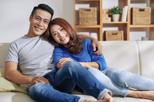'Tết ở nhà mình thôi, không cần về nội đâu em' Mùa xuân chỉ ở trong nhà mình thôi. Ảnh minh hoạ