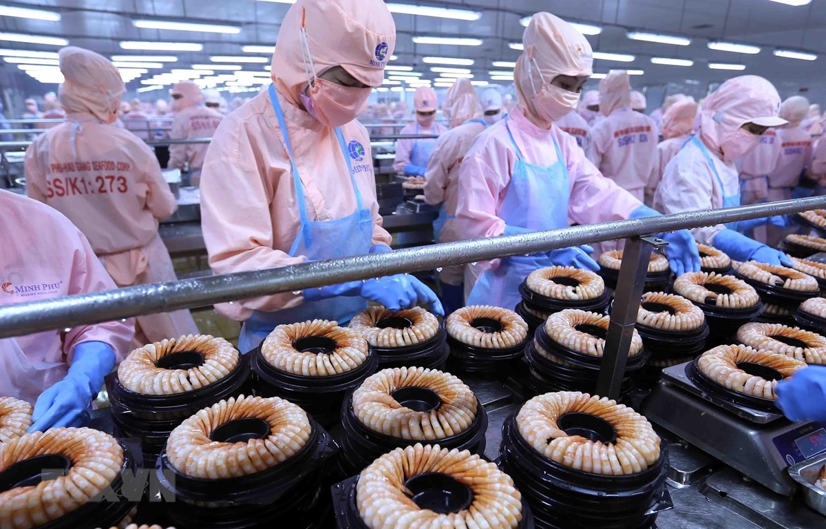 Gai của hoa hồng Tiêu chuẩn nhập khẩu hàng hóa vào châu Âu vẫn rất cao, là thách thức lớn đối với các sản phẩm Việt