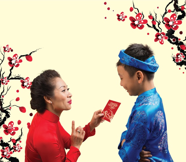 Không dám đưa con hư đi chúc tết Tôi có hai con nhỏ cùng độ tuổi, năm nào đi chúc tết cùng, tôi đều dặn dò rất kĩ như phải chào hỏi, nhận lì xì phải cảm ơn và không được bóc ngay, không được mè nheo đòi hỏi …
