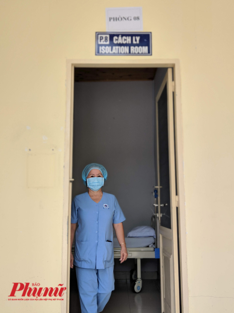 Bên trong khu cách ly những ca nghi nhiễm corona đầu tiên tại TPHCM Một trong những căn phòng cách ly tại Khu cách ly quận 3