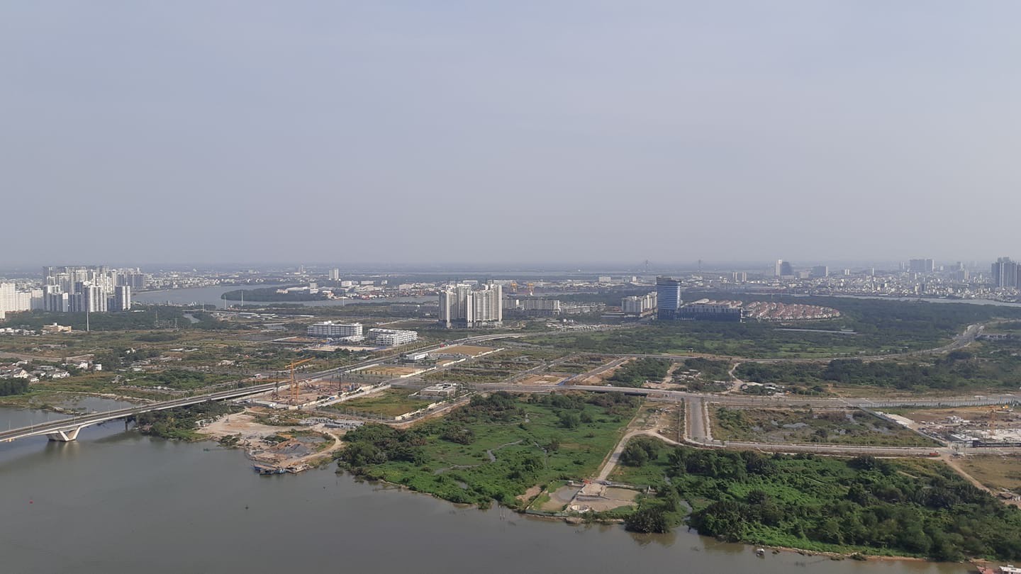 Nhều diễn biến trên thị trường bất động sản cho thấy không sát thực tế