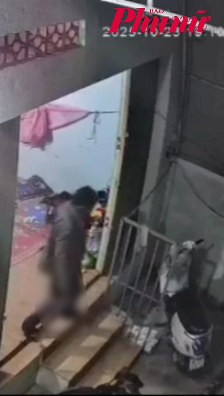 Hiện trường nghi phạm chém 2 người trong phòng trọ ở Quảng Ngãi vì ghen tuông