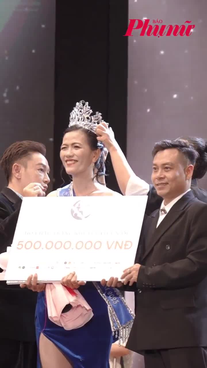 Cô giáo đăng quang hoa hậu dành cho người khuyết tật