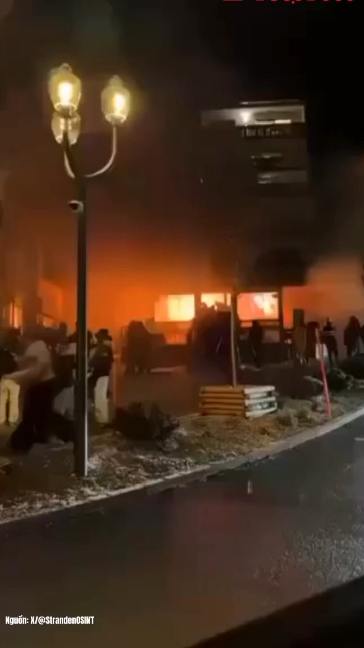 Nổ quán bar vào ngày đầu năm mới khiến nhiều người không qua khỏi