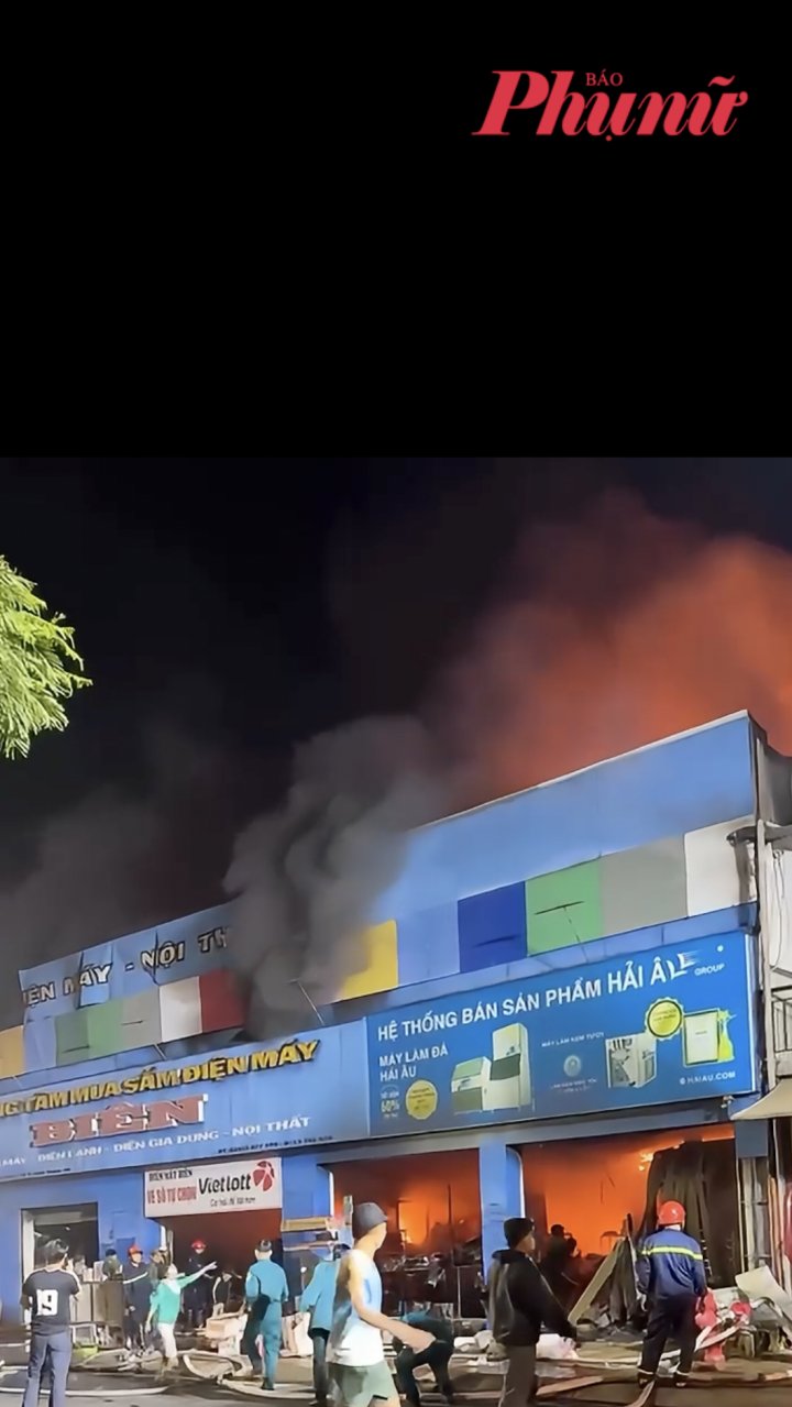 Cháy trung tâm điện máy ở Đồng Nai lúc rạng sáng, 2 mẹ con ra đi thương tâm