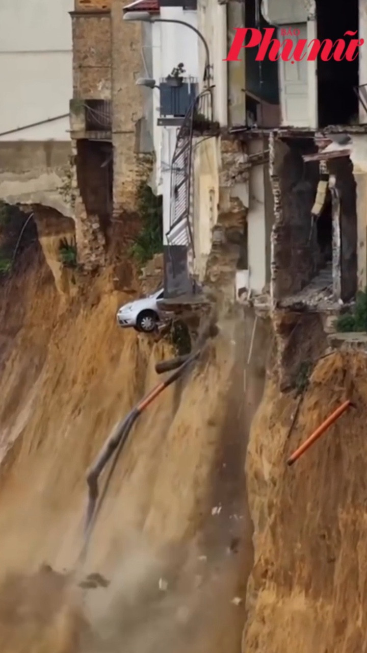 Cả ngàn dân phải sơ tán trong trận sạt lở kinh hoàng ở Ý