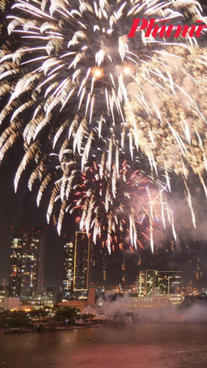 17 điểm bắn pháo hoa của TPHCM dịp Tết này ở đâu?