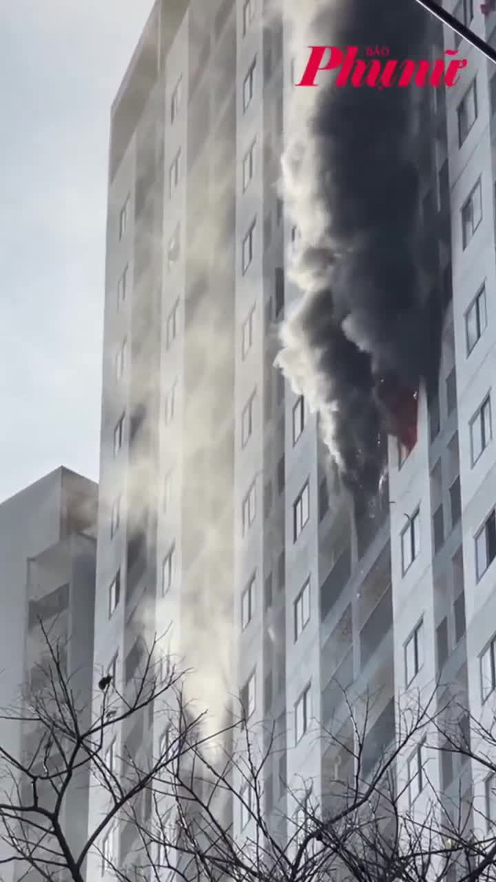 Cháy chung cư ở Nha Trang khiến 2 người không qua khỏi vào chiều 25 Tết