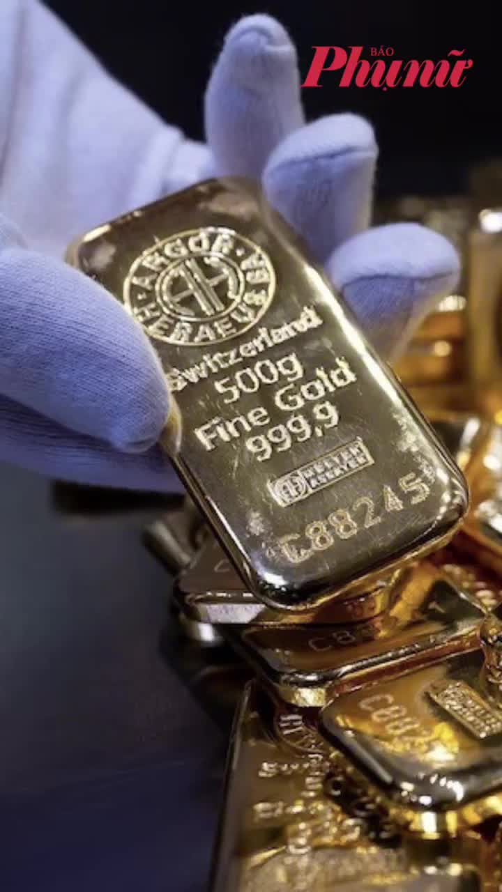 Giá vàng ngày 18/2: Giảm sâu do đâu?