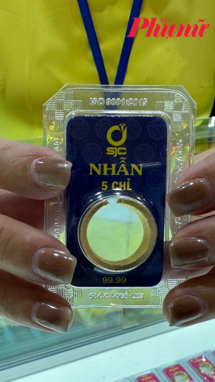 Giá vàng ngày 6/3: vàng miếng, nhẫn giảm sâu