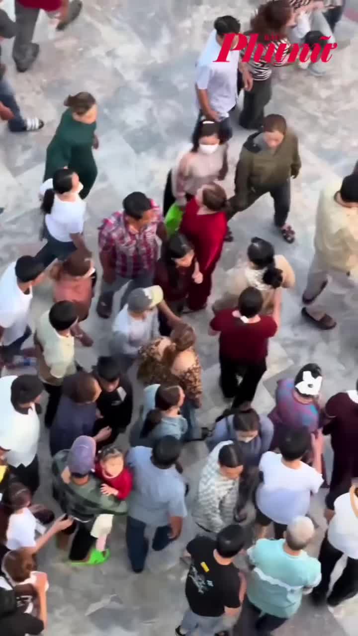 Công an vào cuộc vụ dàn cảnh giật dây chuyền của du khách tại Tân Huê Viên