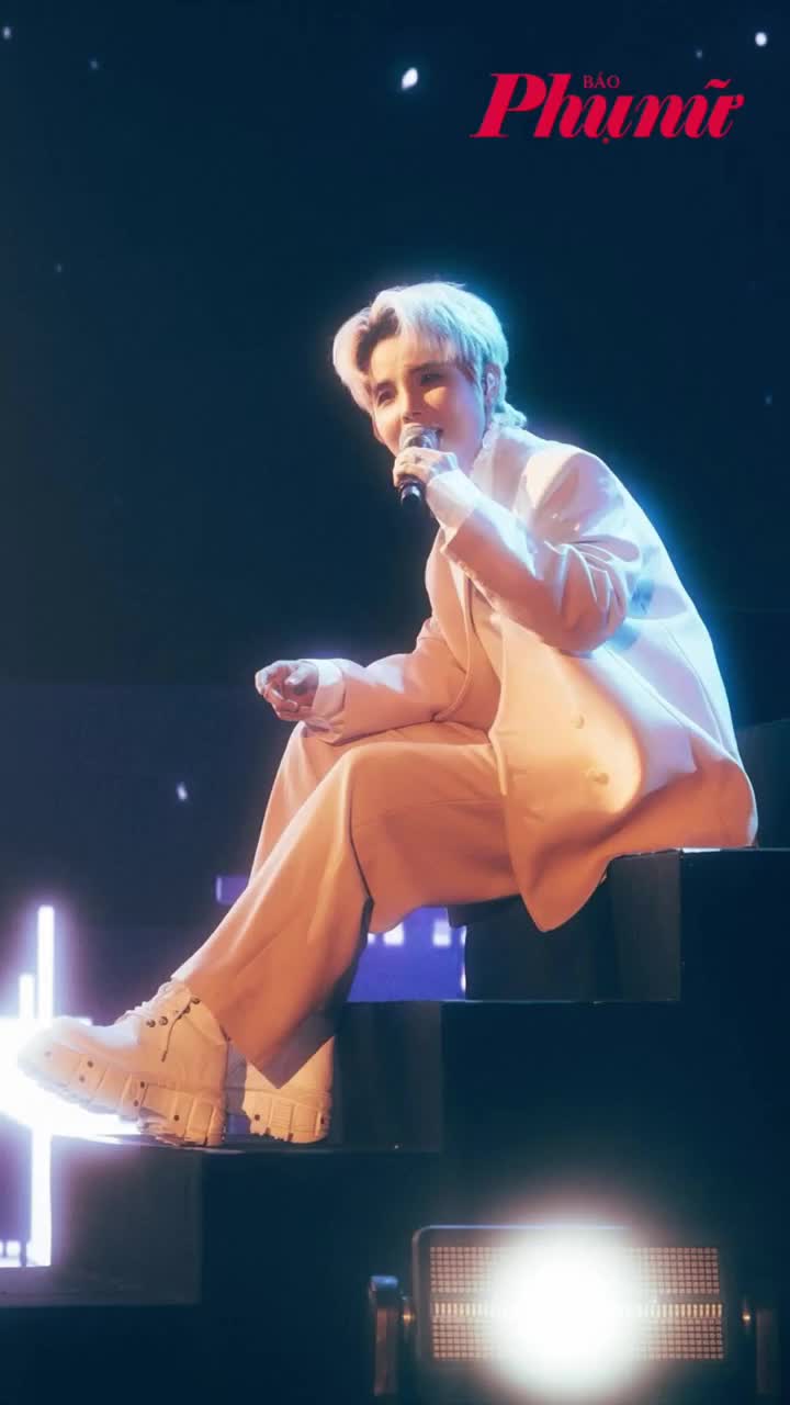 Vũ Cát Tường nhập viện, rút lui khỏi concert ‘Anh trai say hi’