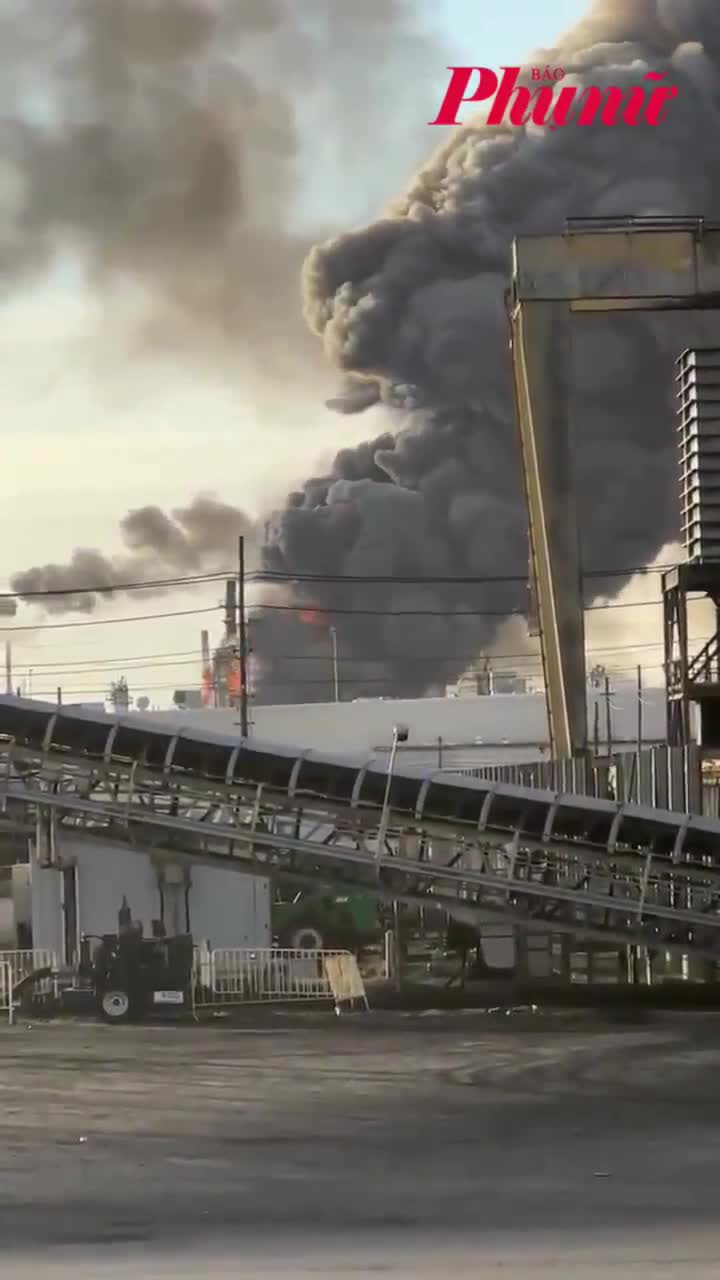 Nhà máy lọc dầu ở Mỹ nổ chưa rõ nguyên nhân