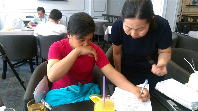 Luật sư vào cuộc vụ bé gái 13 tuổi tự tử sau khi nghi vấn bị hiếp dâm Luat su vao cuoc vu be gai 13 tuoi tu tu sau khi nghi van bi hiep dam