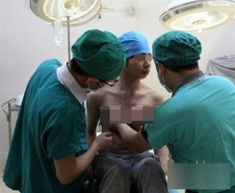 Chuẩn bị phẫu thuật chuyển giới cho trường hợp đầu tiên tại Việt Nam Chuan bi phau thuat chuyen gioi cho truong hop dau tien tai Viet Nam