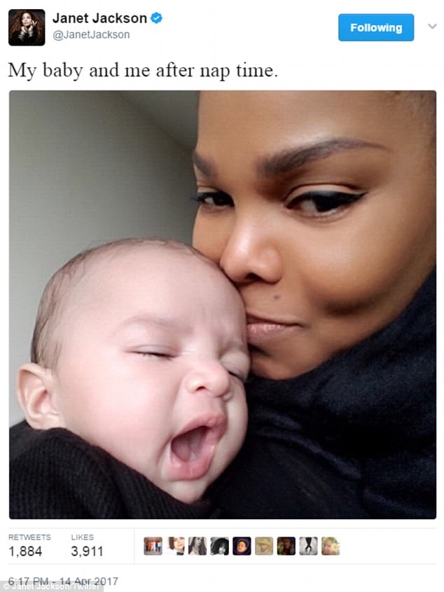 Janet Jackson lần đầu khoe con trai sau khi ly hôn Janet Jackson lan dau khoe con trai sau khi ly hon