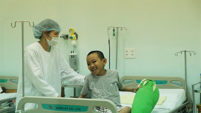 Ca ghép gan thành công cho bé 10 tuổi: Điều kỳ diệu luôn đến từ mẹ Ca ghep gan thanh cong cho be 10 tuoi: Dieu ky dieu luon den tu me