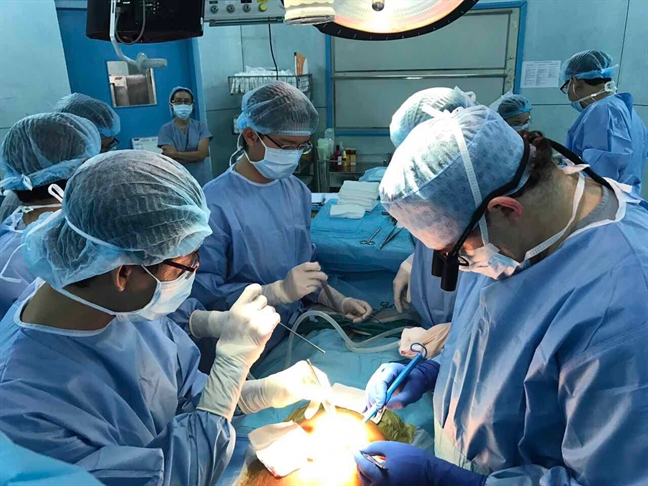 Ca ghép gan thành công cho bé 10 tuổi: Điều kỳ diệu luôn đến từ mẹ Ca ghep gan thanh cong cho be 10 tuoi: Dieu ky dieu luon den tu me