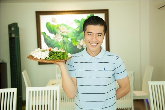 Diễn viên Quang Thảo: "Vì tin lời thầy bói mà gia đình bỏ rơi tôi" Dien vien Quang Thao: