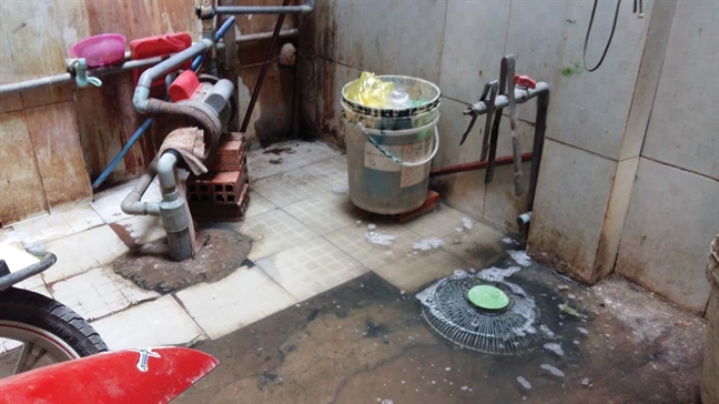 Bi hài chuyện chống ngập giữa mùa nắng cháy da Bi hai chuyen chong ngap giua mua nang chay da