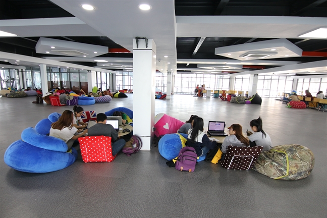 Rộng cửa vào Đại học bằng xét điểm học bạ THPT lớp 12 Rong cua vao Dai hoc bang xet diem hoc ba THPT lop 12