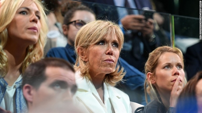 Người tình tuyệt vời và quân sư vĩ đại nhất của tân Tổng thống Pháp Macron Nguoi tinh tuyet voi va quan su vi dai nhat cua tan Tong thong Phap Macron
