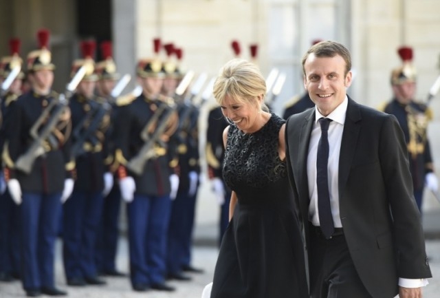 Người tình tuyệt vời và quân sư vĩ đại nhất của tân Tổng thống Pháp Macron Nguoi tinh tuyet voi va quan su vi dai nhat cua tan Tong thong Phap Macron