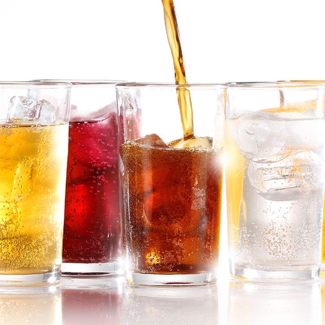 Vì sao có thể chết vì uống nước tăng lực? Vi sao co the chet vi uong nuoc tang luc?