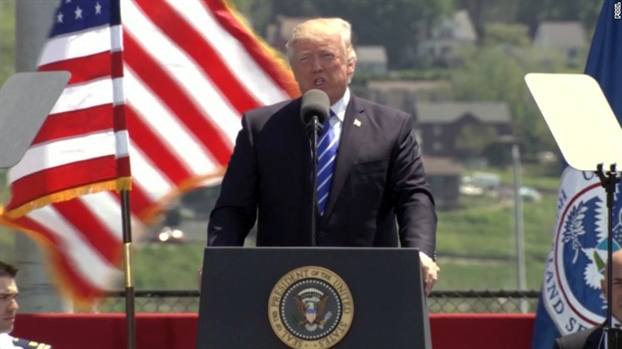 Trump: 'Không có chính trị gia nào trong lịch sử bị đối xử tệ hơn' Trump: 'Khong co chinh tri gia nao trong lich su bi doi xu te hon'