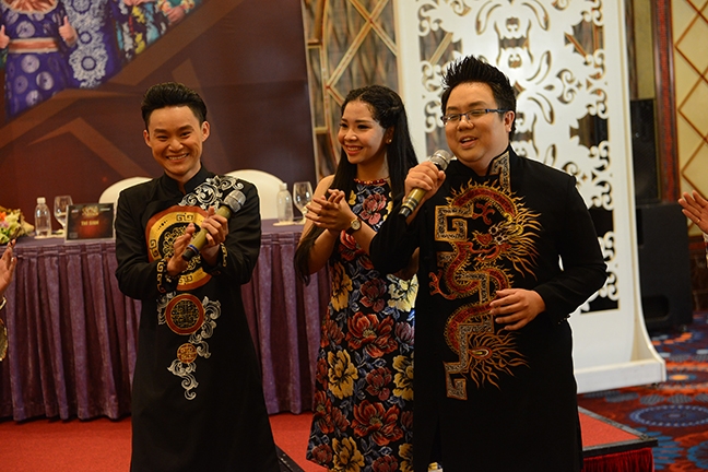 NSND Bạch Tuyết: cải lương không bao giờ chết NSND Bach Tuyet: cai luong khong bao gio chet