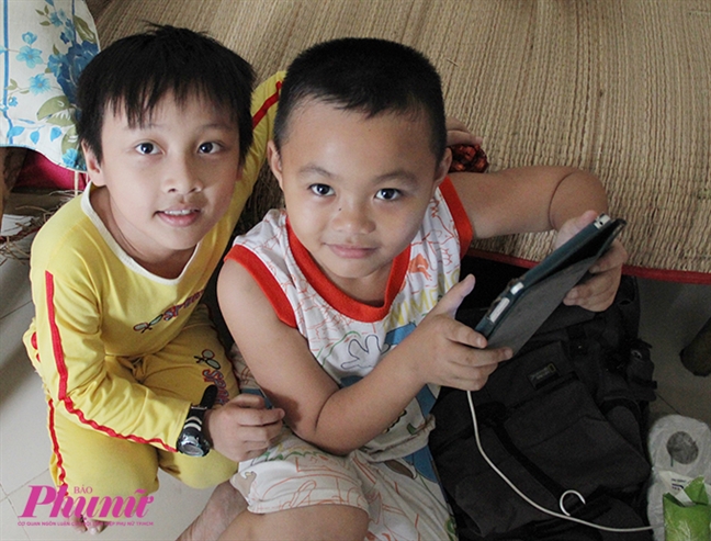 Bài 4: Người mẹ ma: Axít có thể phá hủy tôi nhưng tình mẹ con tôi là bất diệt Bai 4: Nguoi me ma: Axit co the pha huy toi nhung tinh me con toi la bat diet