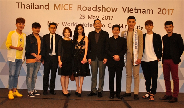 Tim và Trương Quỳnh Anh cùng dự sự kiện nhưng không còn thân mật như xưa Tim va Truong Quynh Anh cung du su kien nhung khong con than mat nhu xua