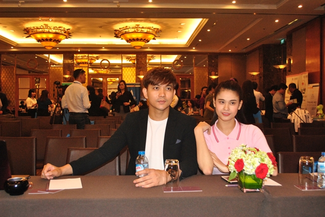 Tim và Trương Quỳnh Anh cùng dự sự kiện nhưng không còn thân mật như xưa Tim va Truong Quynh Anh cung du su kien nhung khong con than mat nhu xua