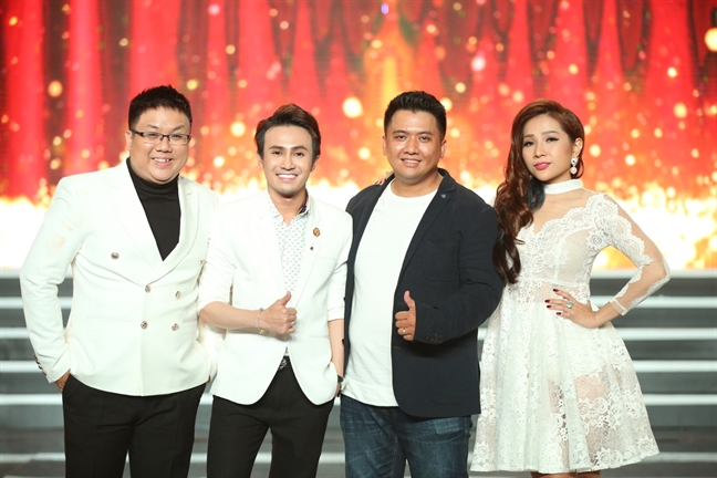 Nghệ sĩ Trung Dân làm giám khảo gameshow sau ồn ào với Hương Giang Idol Nghe si Trung Dan lam giam khao gameshow sau on ao voi Huong Giang Idol