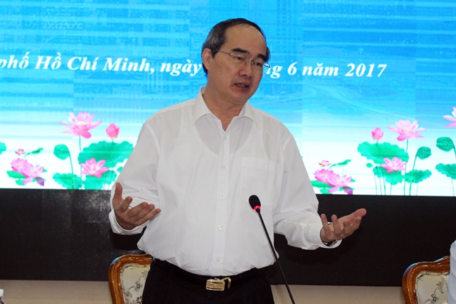 TP.HCM: Chôn lấp rác thải như hiện nay là quá lạc hậu và lãng phí TP.HCM: Chon lap rac thai nhu hien nay la qua lac hau va lang phi