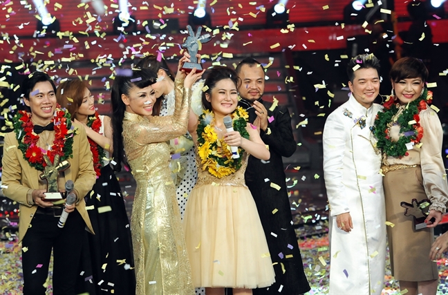Thu Minh 'khỏe' với chiến thắng của Ali Hoàng Dương hơn là với Hương Tràm Thu Minh 'khoe' voi chien thang cua Ali Hoang Duong hon la voi Huong Tram