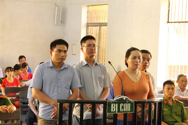 Luật sư bào chữa 'tố' chủ tọa phiên tòa vi phạm quy tắc ứng xử ngành toà án Luat su bao chua 'to' chu toa phien toa vi pham quy tac ung xu nganh toa an