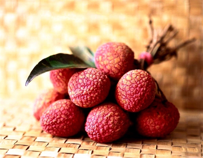 Làm sao chọn được trái vải đúng hàng ngon, chuẩn? Lam sao chon duoc trai vai dung hang ngon, chuan?