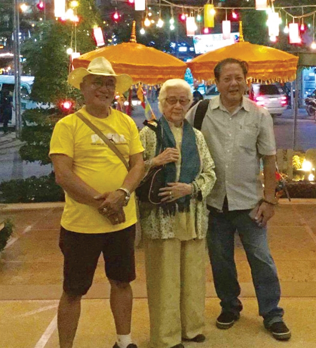 'Nữ công tước' tuổi 93 'Nu cong tuoc' tuoi 93