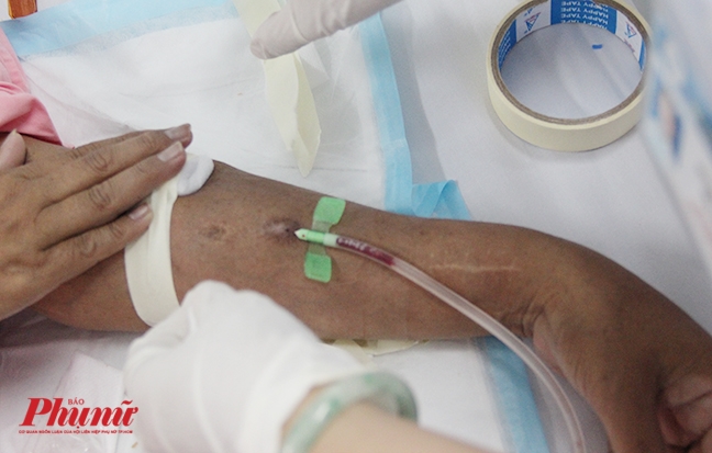 Đời chạy thận: Tìm tình thương trong nghiệt ngã Doi chay than: Tim tinh thuong trong nghiet nga